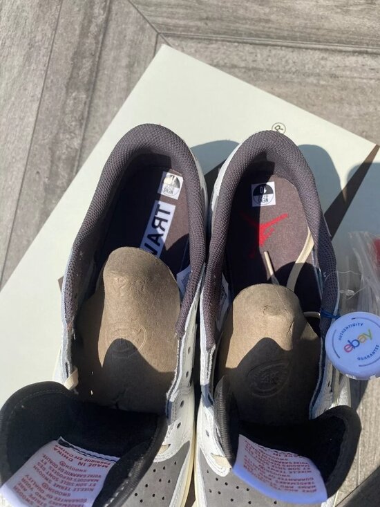 Travis Scott X Air Jordan 1 Retro Low OG ‘Reverse Mocha’ main image 8